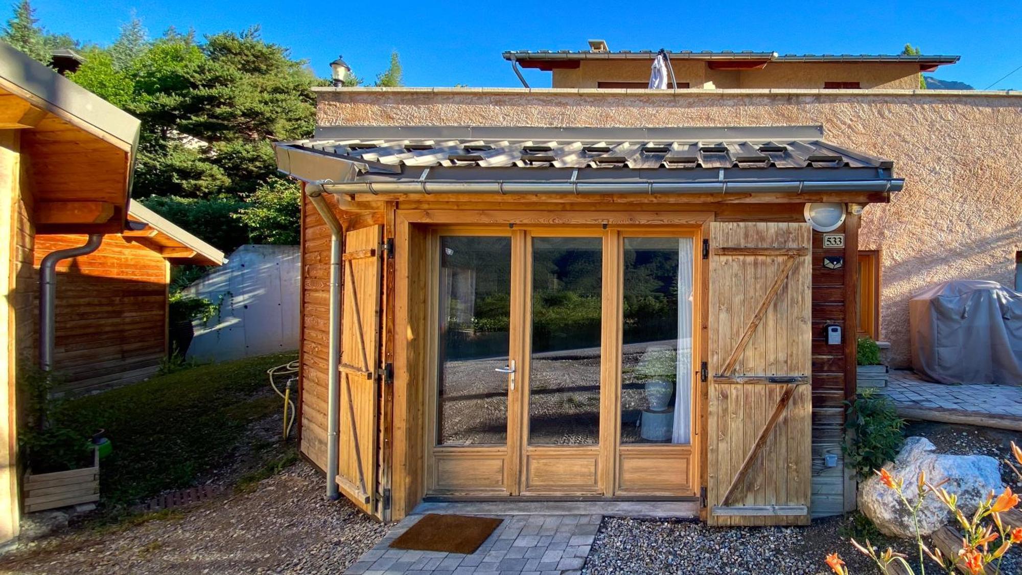 L'Intermede & En Toute Amitie - Les Gites De L'Argile Faucon-de-Barcelonnette Exterior photo